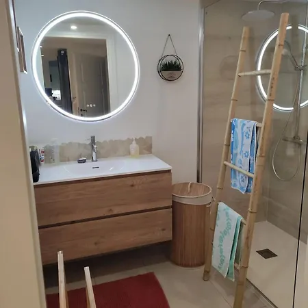 Pres De Avec Piscine *